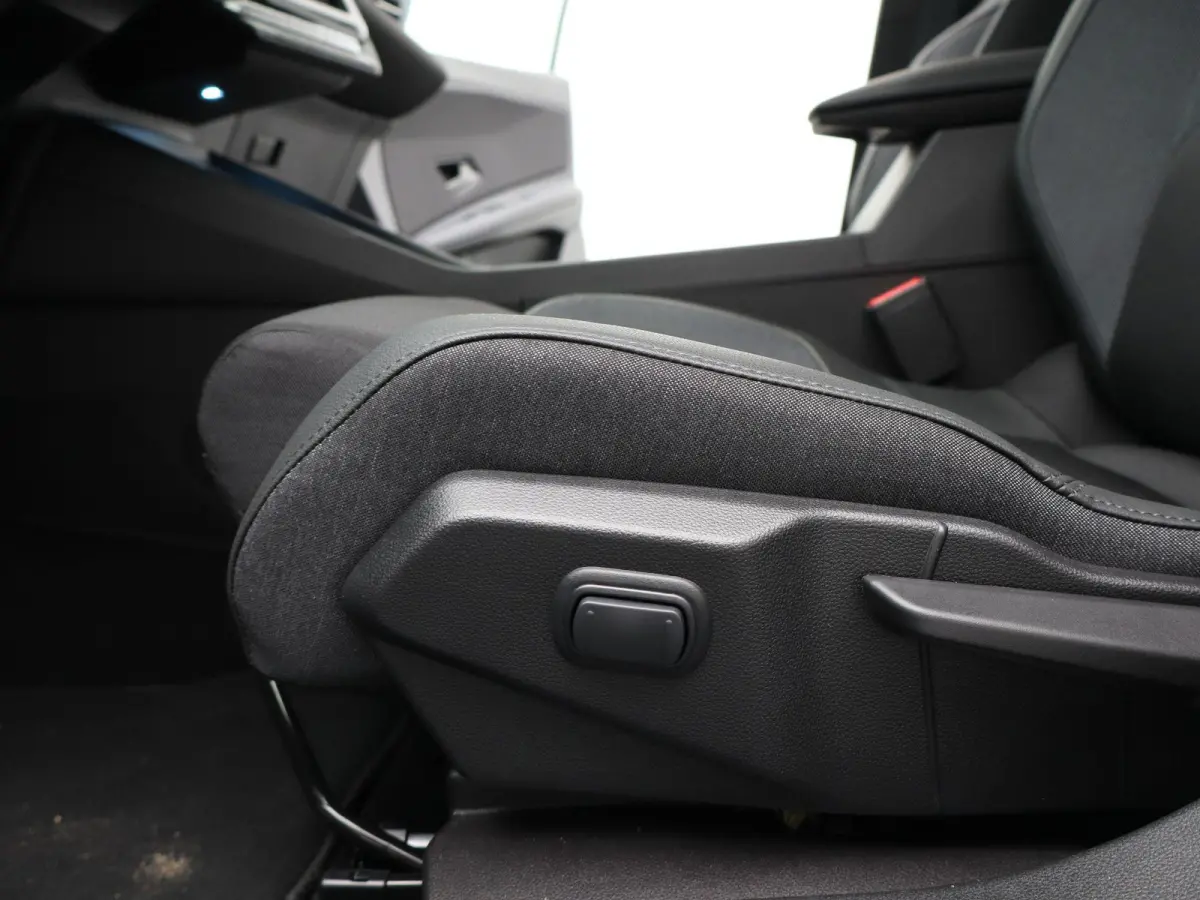 ADVANCE 52 kWh | Stoel- & Stuurverw. | Parkeercamera | Adapt. Cruise |