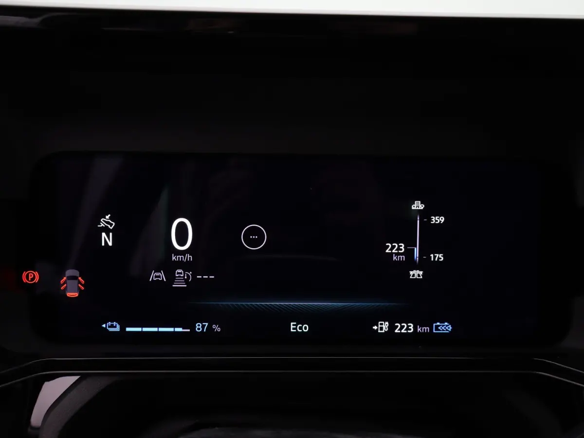 ADVANCE 52 kWh | Stoel- & Stuurverw. | Parkeercamera | Adapt. Cruise |