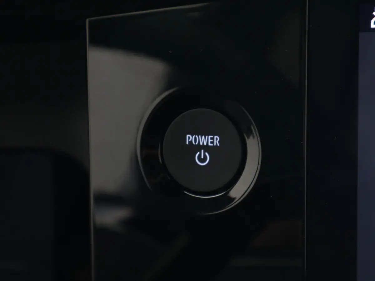 ADVANCE 52 kWh | Stoel- & Stuurverw. | Parkeercamera | Adapt. Cruise |