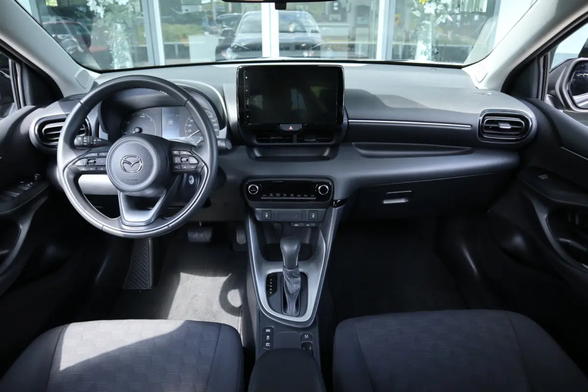 1.5 Centre-line Clima / Camera / Cruise / Apple-Anroid / ST-Verwarming / LM-Velgen