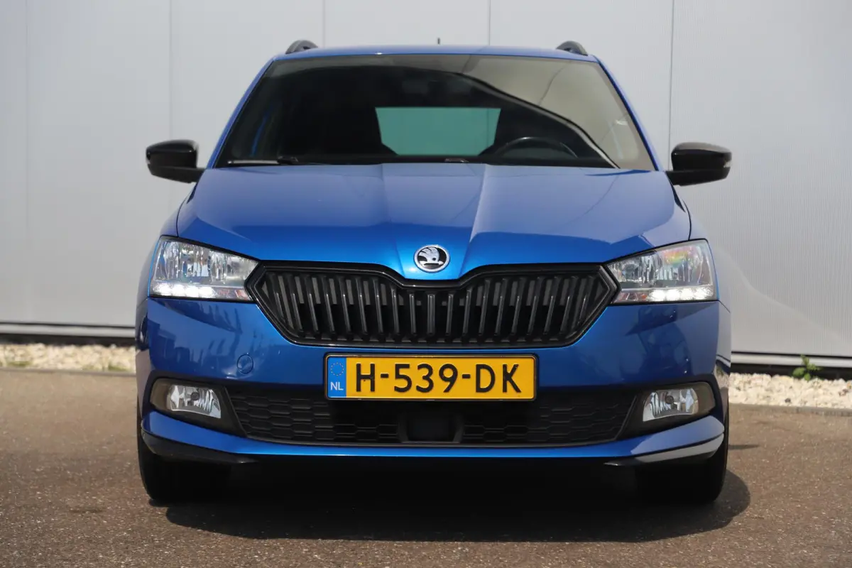 1.0 TSI Monte Carlo 95PK Trekhaak 16 inch LMV Navigatie Clima Cruise Parkeersensor
