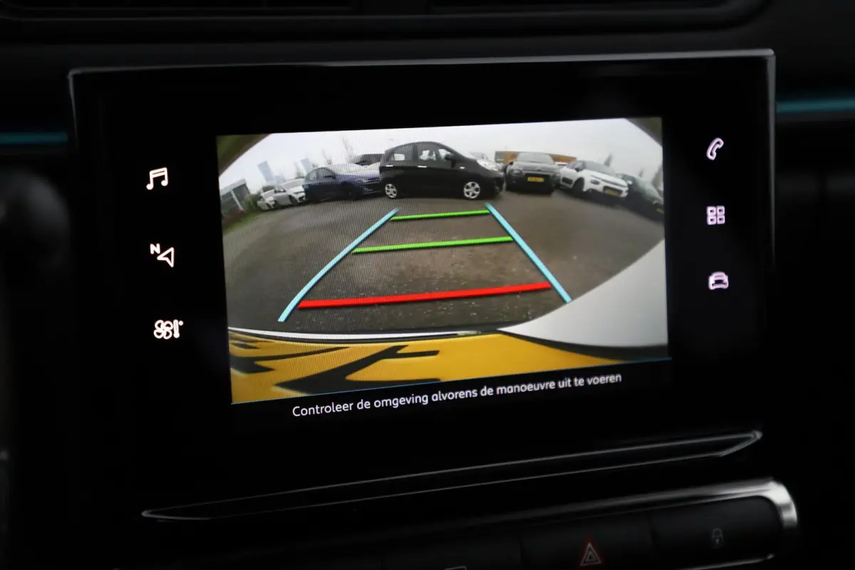1.2 PureTech Shine Navigatie Achteruitrijcamera 17 inch LMV Carplay Android Climate Cruise Control Rijstrooksensor Parkeersensor