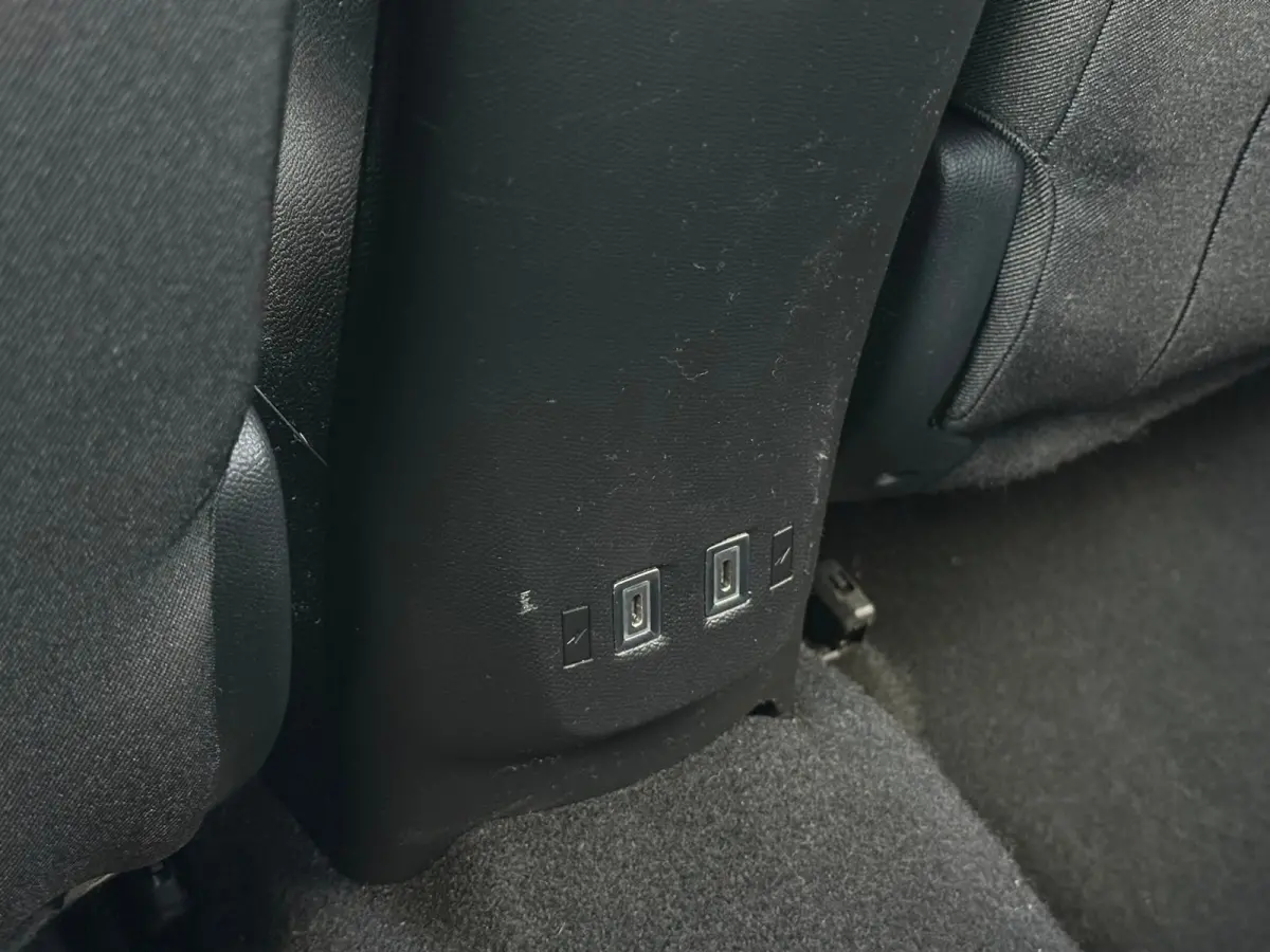 1.2 Turbo Hybrid GS Achteruitrijcamera | Keyless | Dode hoek detectie | Cruise control | Apple carplay & Android auto