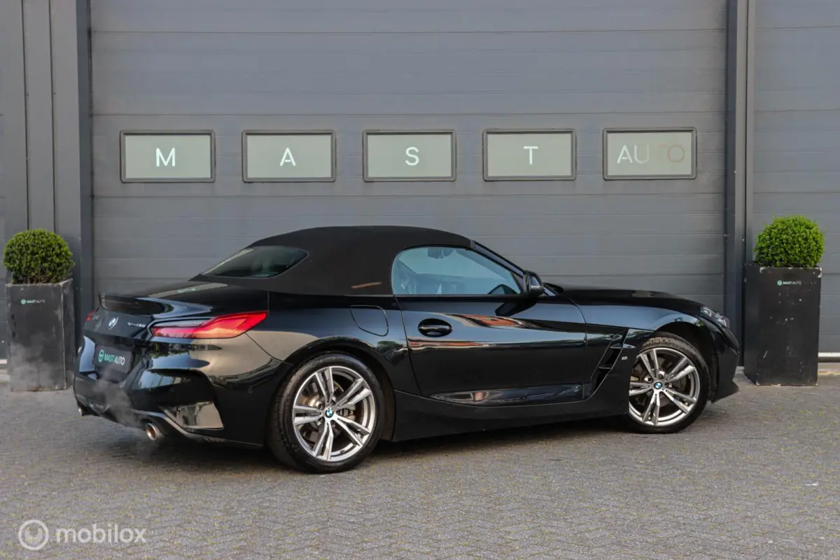 sDrive20i M-Sport|LED|Leder|Camera|Carplay