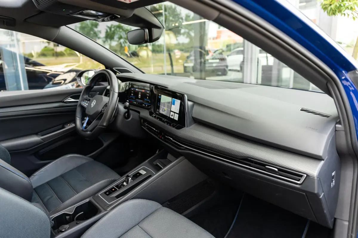2.0 TSI R 4Motion Performance Akrapovic HUD