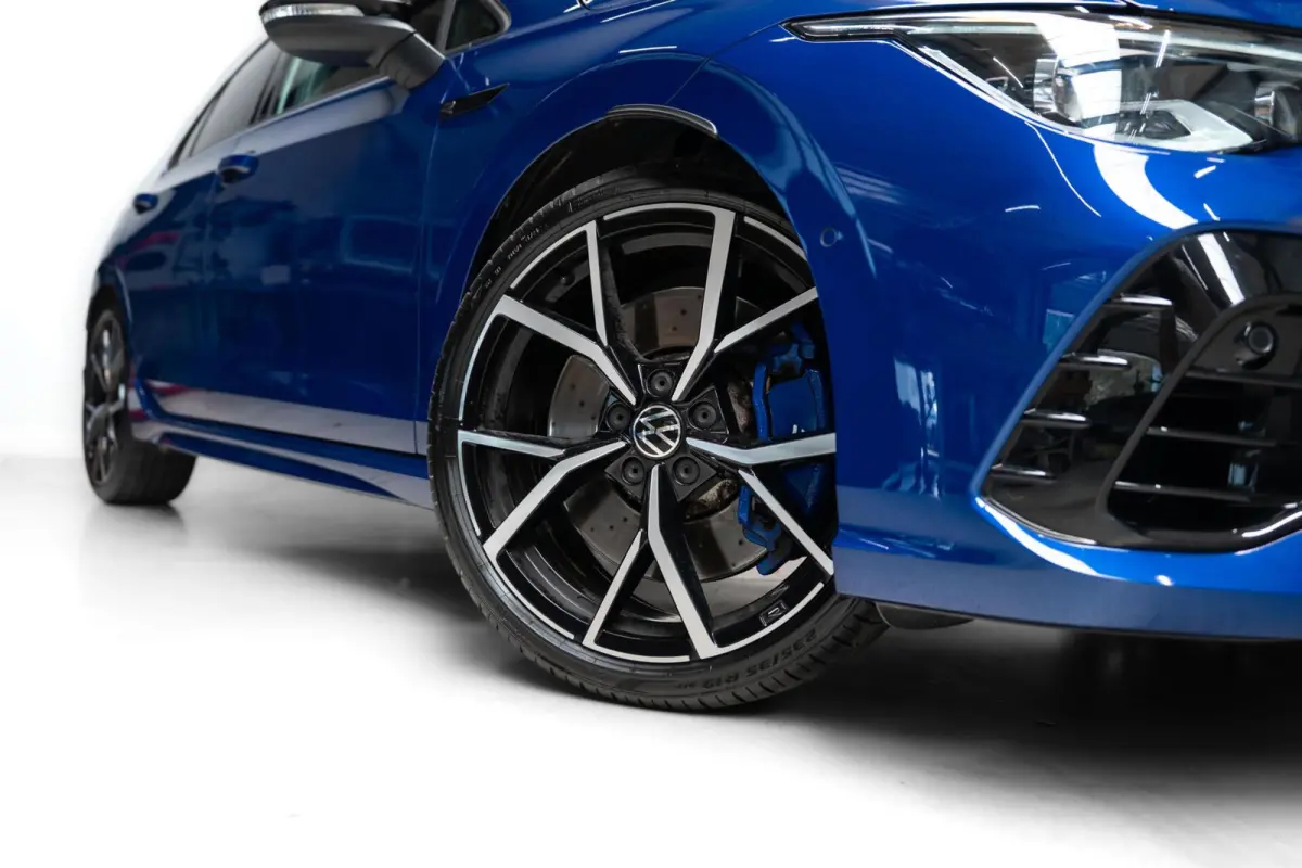 2.0 TSI R 4Motion Performance Akrapovic HUD