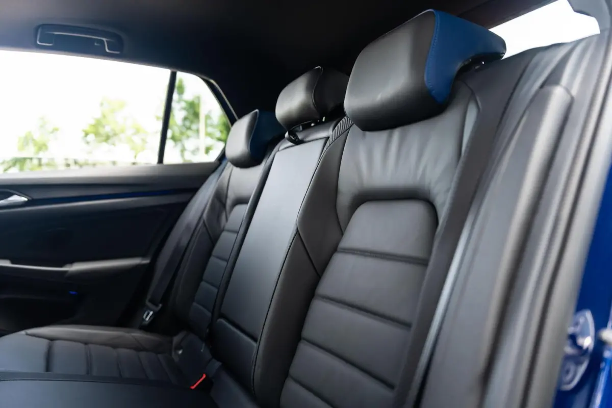 2.0 TSI R 4Motion Performance Akrapovic HUD