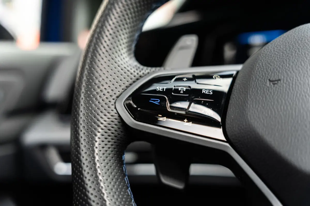 2.0 TSI R 4Motion Performance Akrapovic HUD