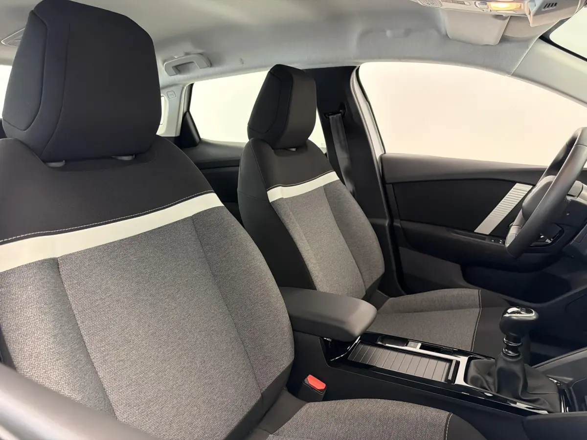 1.2 Puretech 100 You | Navigatie | Apple Carplay/Android Auto | Cruise control | Airco | LED