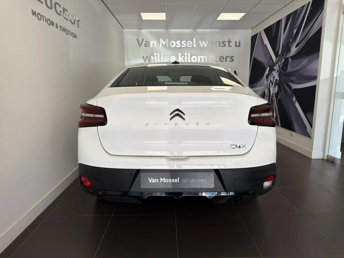 1.2 Puretech 100 You | Navigatie | Apple Carplay/Android Auto | Cruise control | Airco | LED