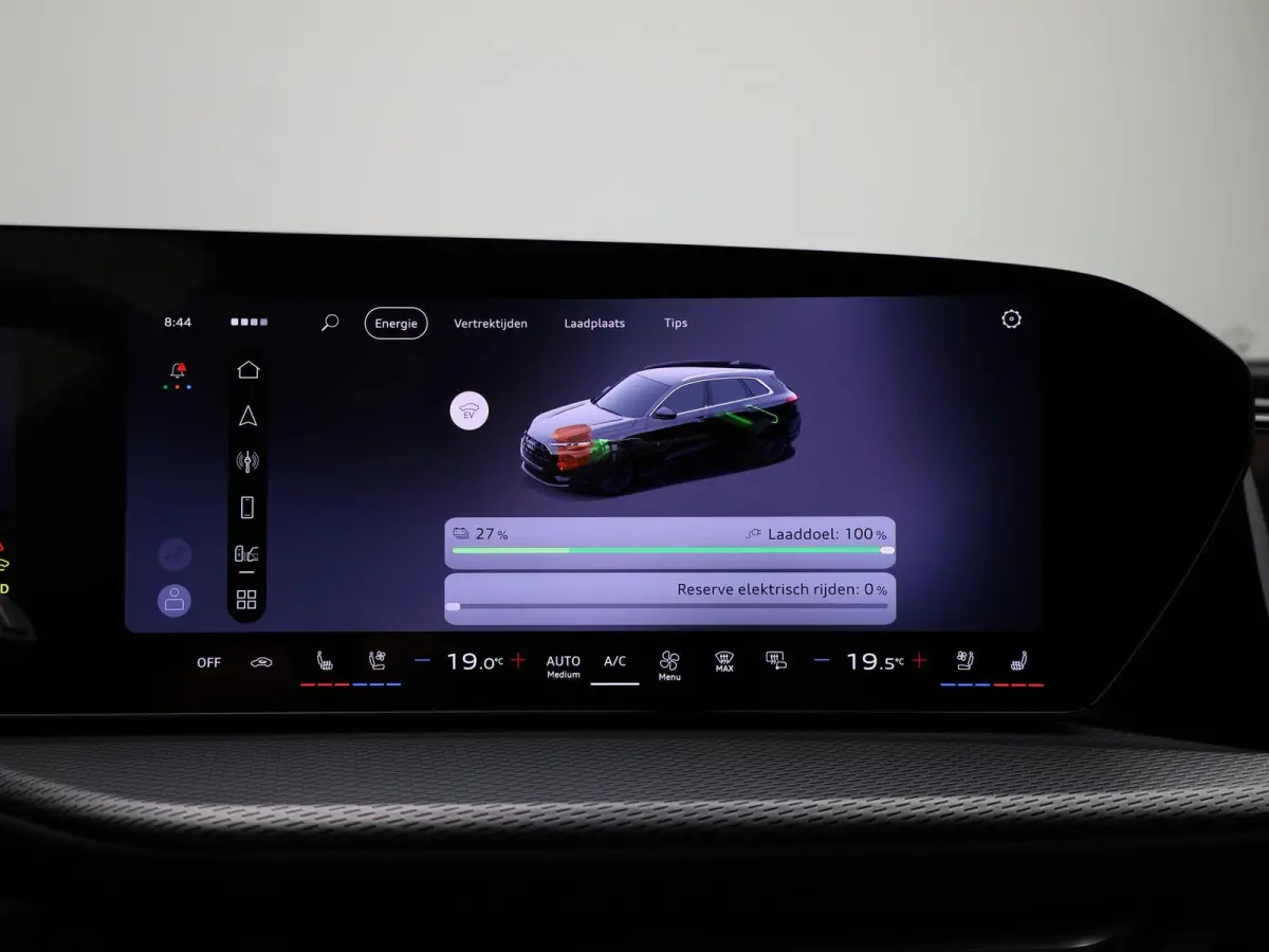 2.0 TFSI e-hybrid quattro S edition Competition Navigatie | Panorama-glasdak | Trekhaak | B&O | 21"LM Velgen | Stoelventilatie | Airco