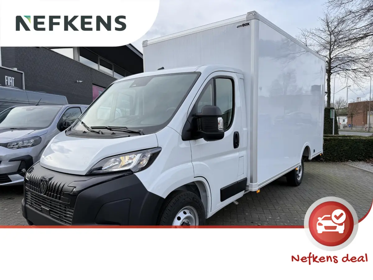 L3 3.5t Zwaar 180 pk | Bakwagen | Achteruitrijcamera | Parkeersensoren Achter | Airco | Cruise Control | DAB Ontvanger | 2 Zitplaatsen Rechtsvoor | Reservewiel | Buitenspiegels Elektrisch Ve