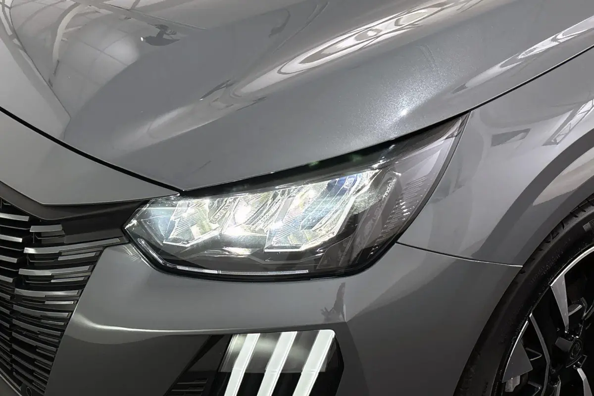 1.2 PureTech 100 Allure Apple CarPlay Climate Control