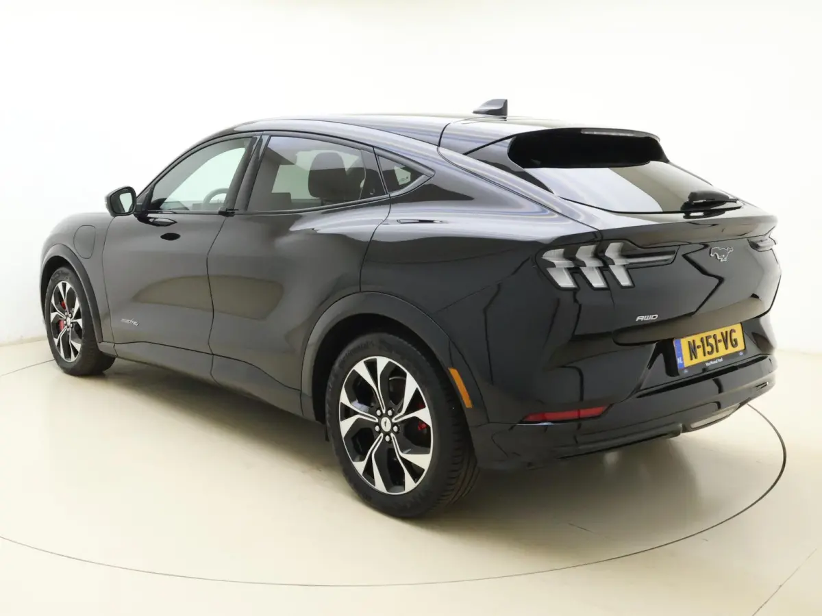 AWD 75 kWh | SOH 91% | Elek. Lederen Stoelen | 360 Camera | B&O Audio | Elek. Kofferklep | Winter Pakket |