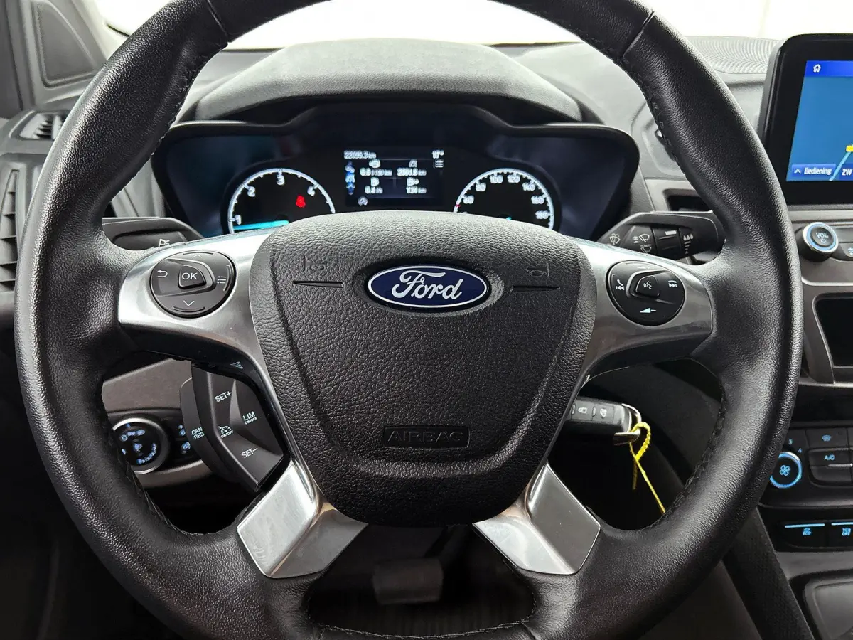 1.5 EcoBlue Automaat L2 Trend Navigatie Airco Parkeersensoren Cruise Control 3Zits Camera DAB+