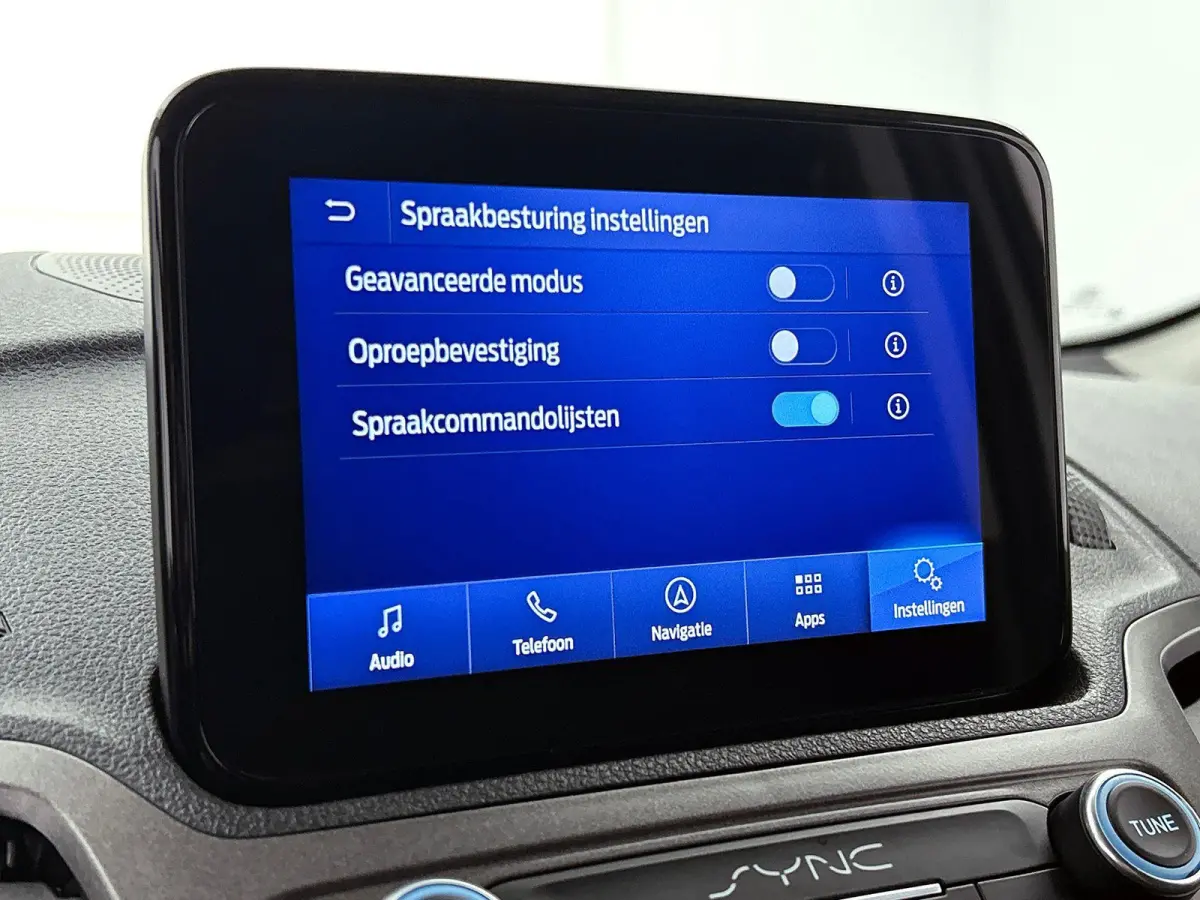 1.5 EcoBlue Automaat L2 Trend Navigatie Airco Parkeersensoren Cruise Control 3Zits Camera DAB+
