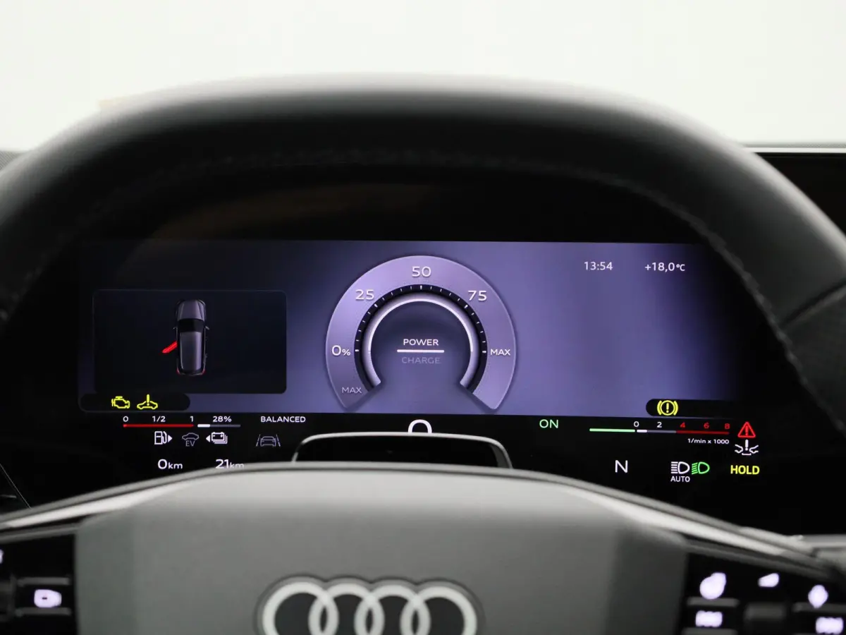 2.0 TFSI e-hybrid quattro S edition Competition Navigatie | Panorama Glasdak | Trekhaak | 21" Lm Velgen | Stoelventilatie | B&O | Airco