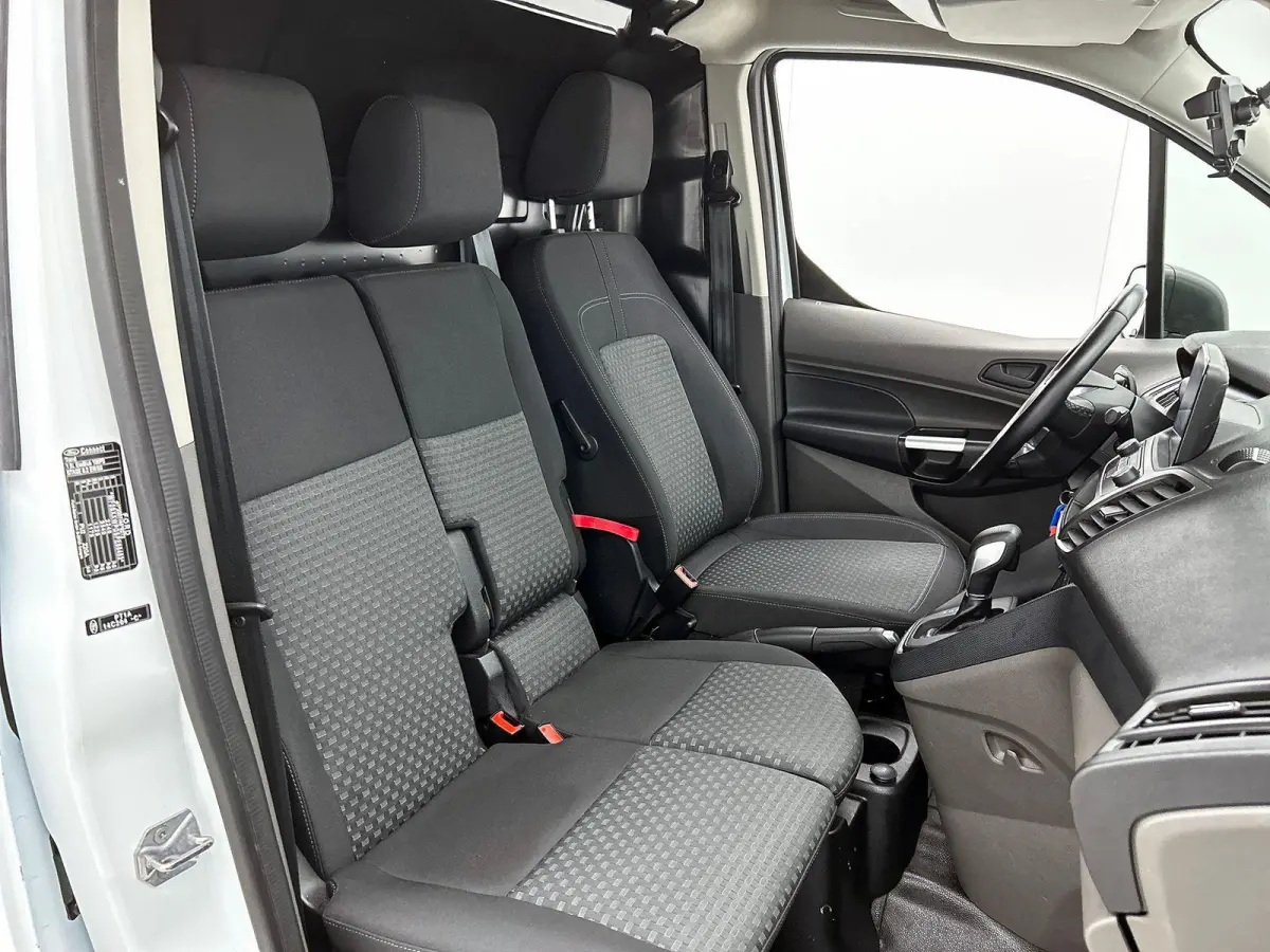 1.5 EcoBlue Automaat L2 Trend Navigatie Airco Parkeersensoren Cruise Control Camera
