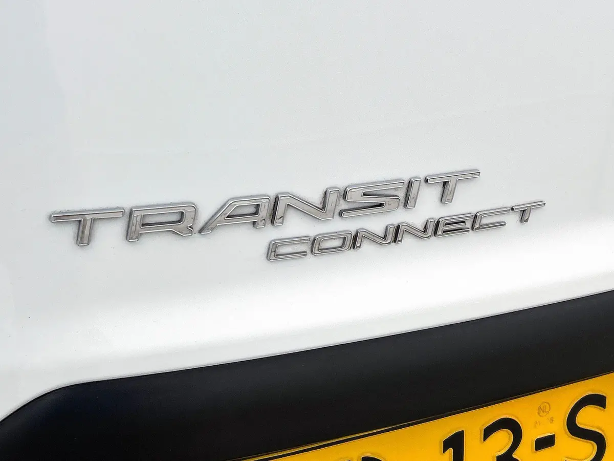1.5 EcoBlue Automaat L2 Trend Navigatie Airco Parkeersensoren Cruise Control 3Zits Camera DAB+