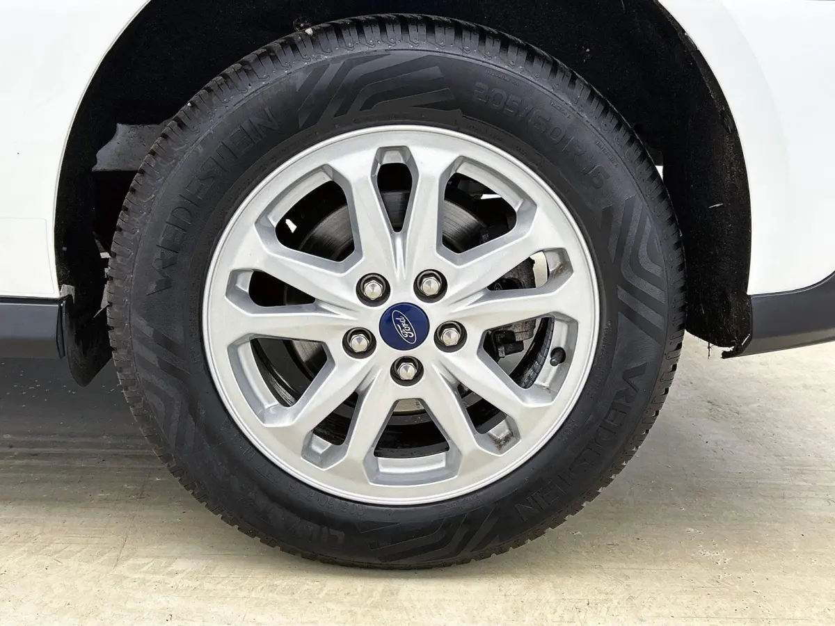 1.5 EcoBlue Automaat L2 Trend Navigatie Airco Parkeersensoren Cruise Control 3Zits Camera DAB+