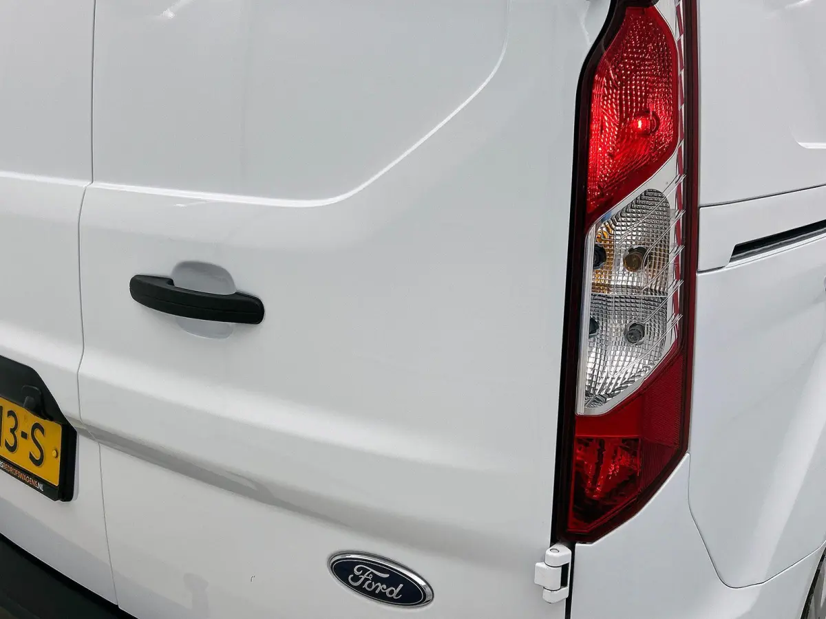 1.5 EcoBlue Automaat L2 Trend Navigatie Airco Parkeersensoren Cruise Control 3Zits Camera DAB+