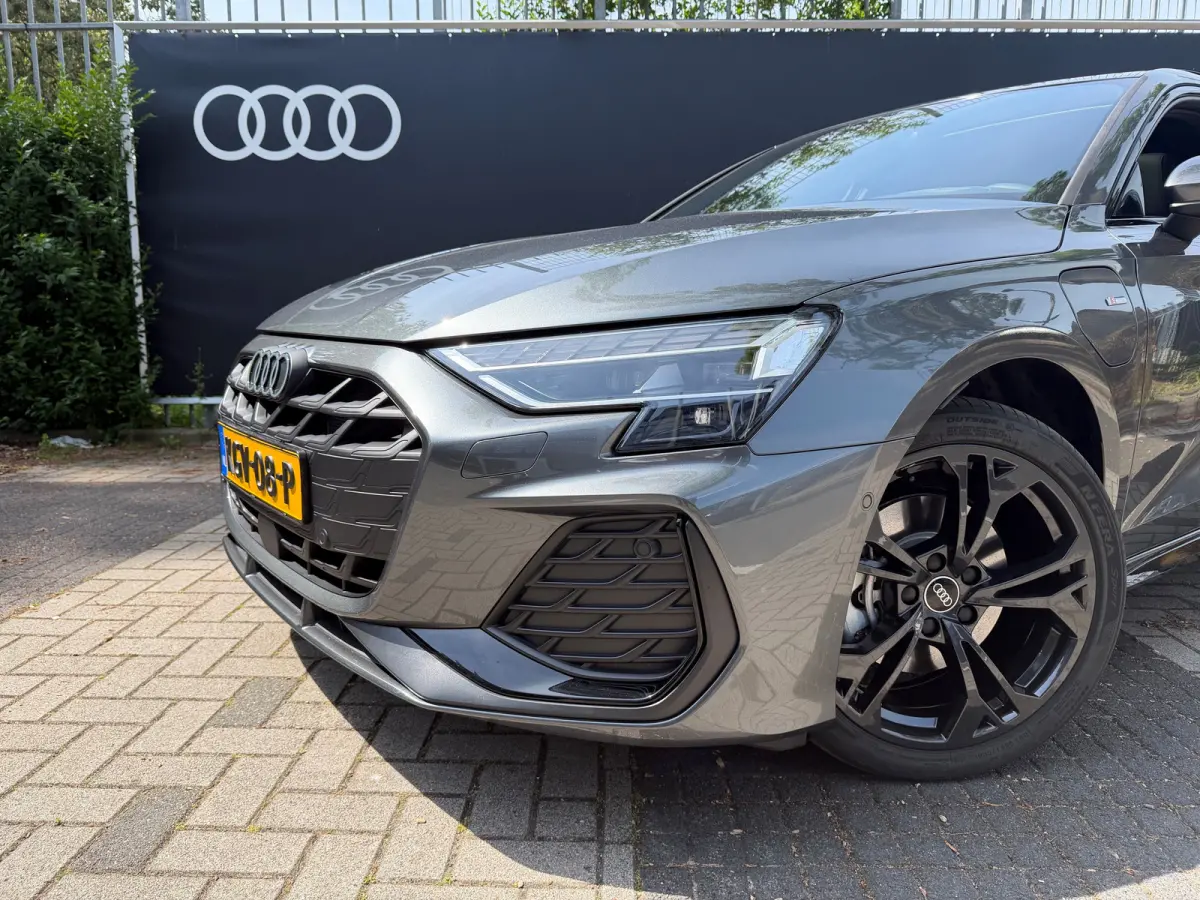 40 TFSI 245PK S-Tronic e S edition | Panoramadak | Sonos | Head-up display | Keyless entry | 18 inch |