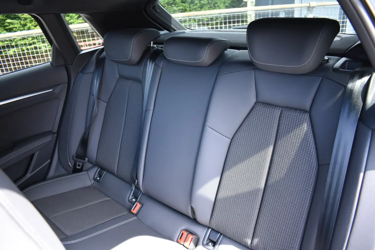 40 TFSI 245PK S-Tronic e S edition | Panoramadak | Sonos | Head-up display | Keyless entry | 18 inch |