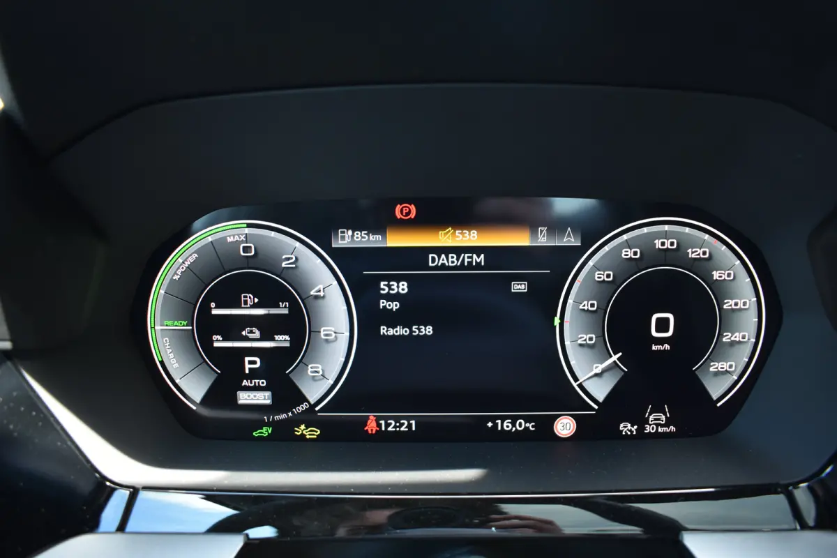 40 TFSI 245PK S-Tronic e S edition | Panoramadak | Sonos | Head-up display | Keyless entry | 18 inch |