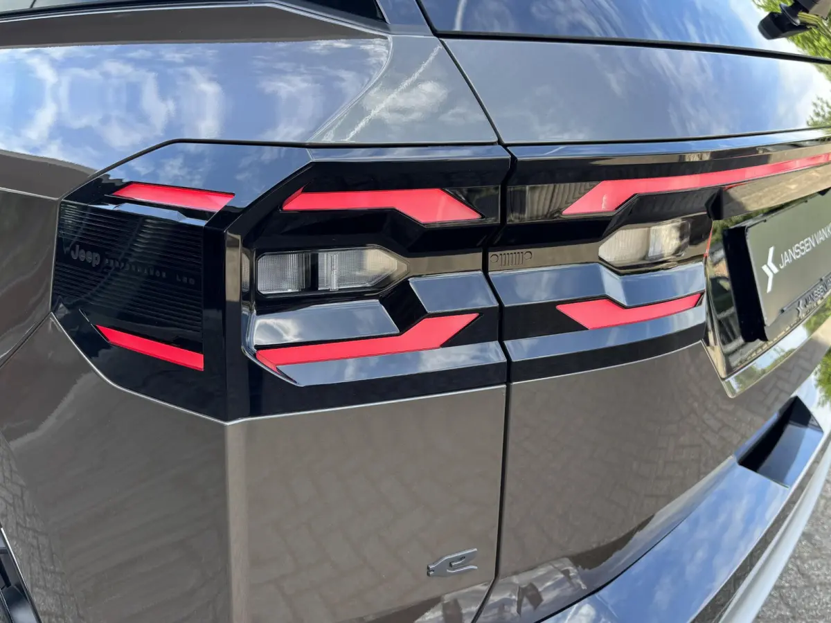 First Edition 74 kWh | Premium Pack | Convenience Pack| Pano | 20"LMW | Uit VOORRAAD leverbaar | 6+2 jaar Garantie