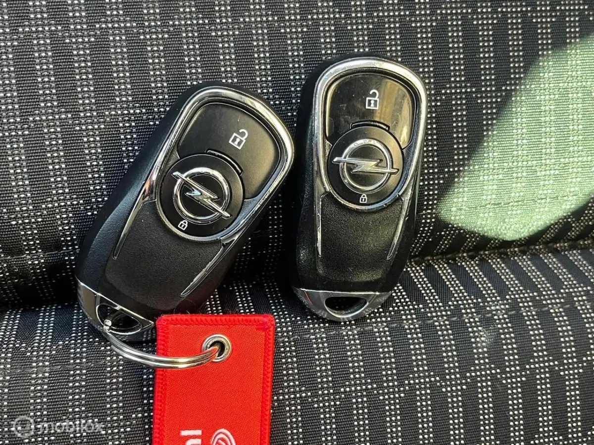 1.2 Elegance Apple, Android, Keyless, Autom. Park