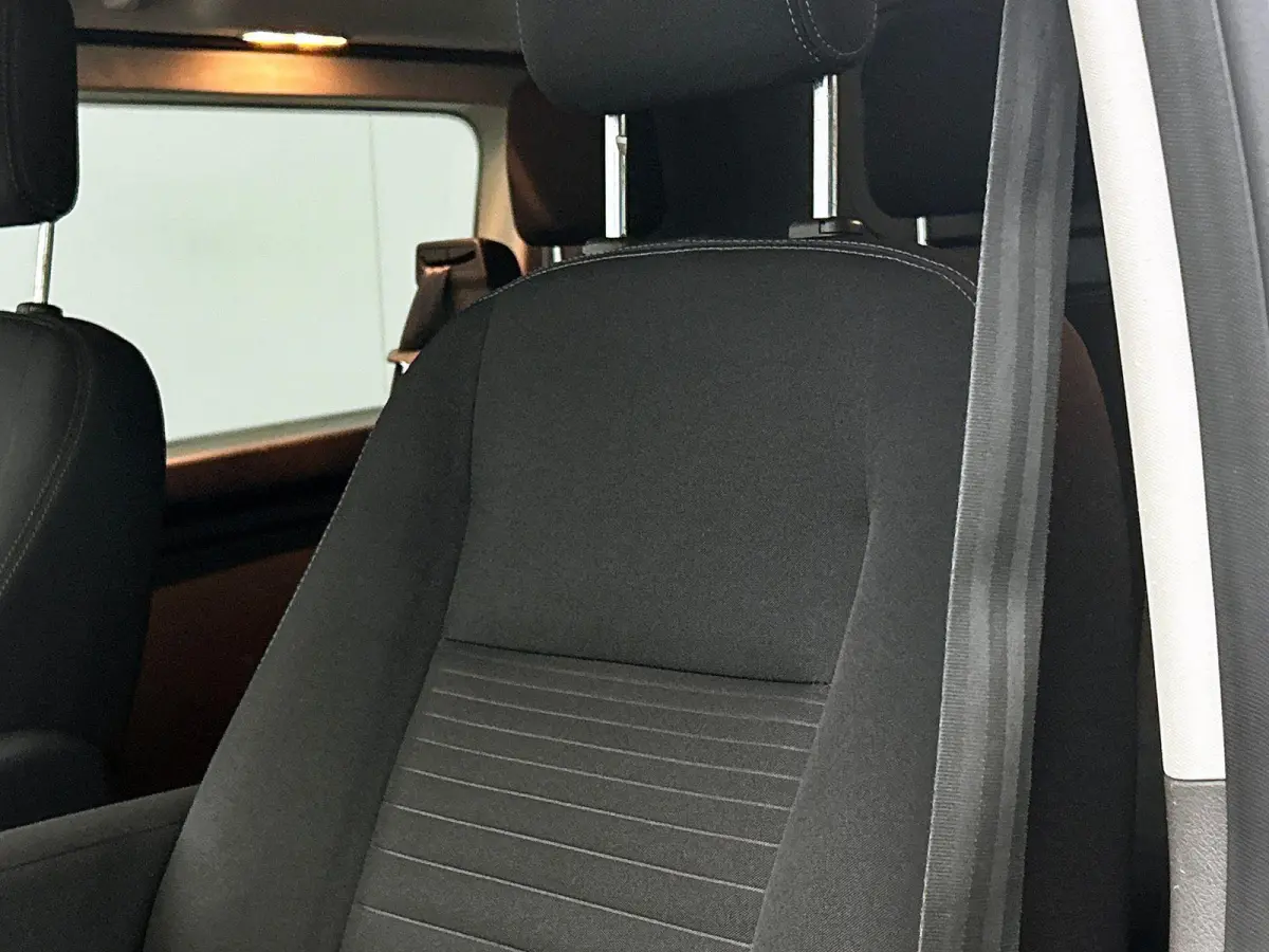 300 2.0 TDCI L2H1 Limited Dubbele Cabine Automaat Navigatie Airco 2 Schuifdeuren Trekhaak Parkeersensoren Carplay DAB