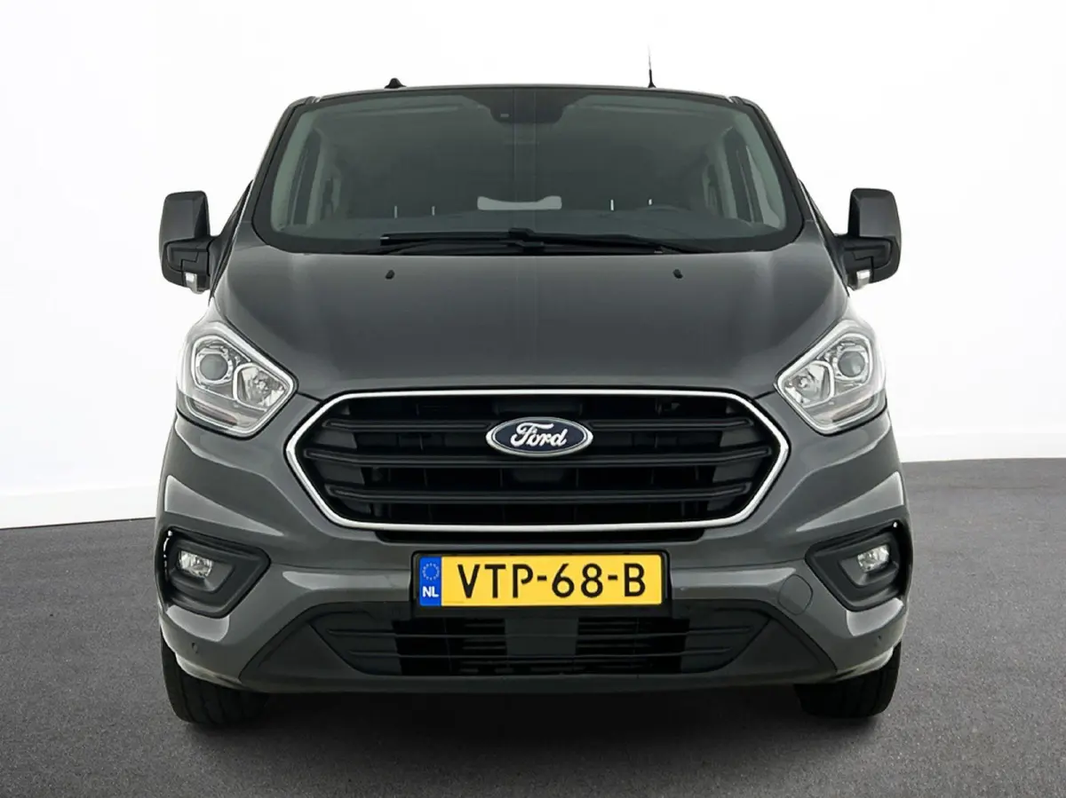 300 2.0 TDCI L2H1 Limited Dubbele Cabine Automaat Navigatie Airco 2 Schuifdeuren Trekhaak Parkeersensoren Carplay DAB