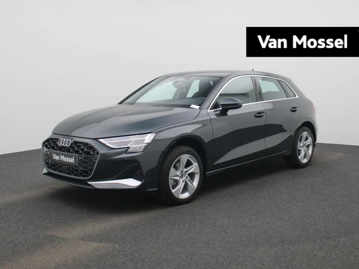 30 TFSI Advanced edition Navigatie | 17" Lm Velgen | Parkeersensoren achter | Apple Carplay