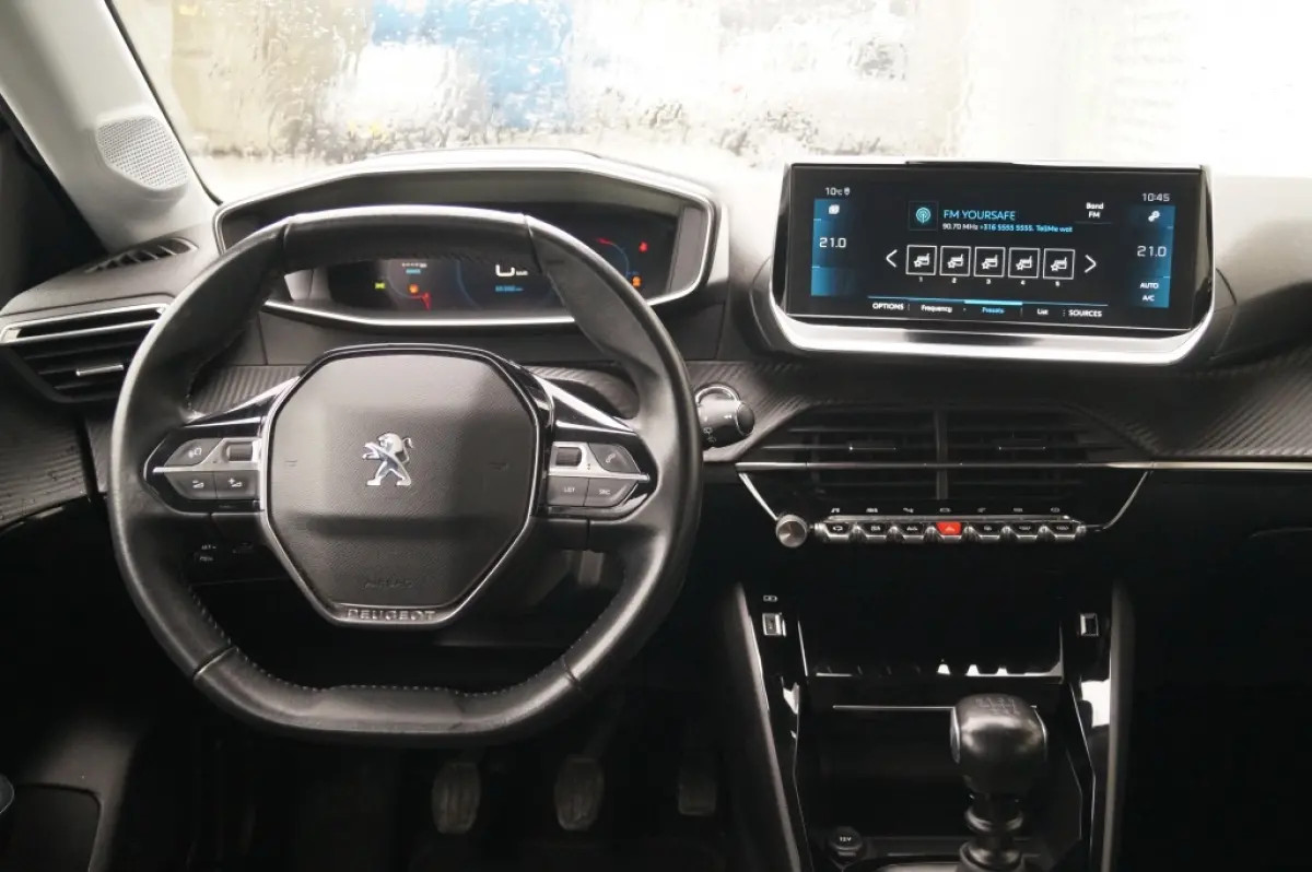 1.2 PureTech Allure -NAVI-ECC-PDC-CRUISE-