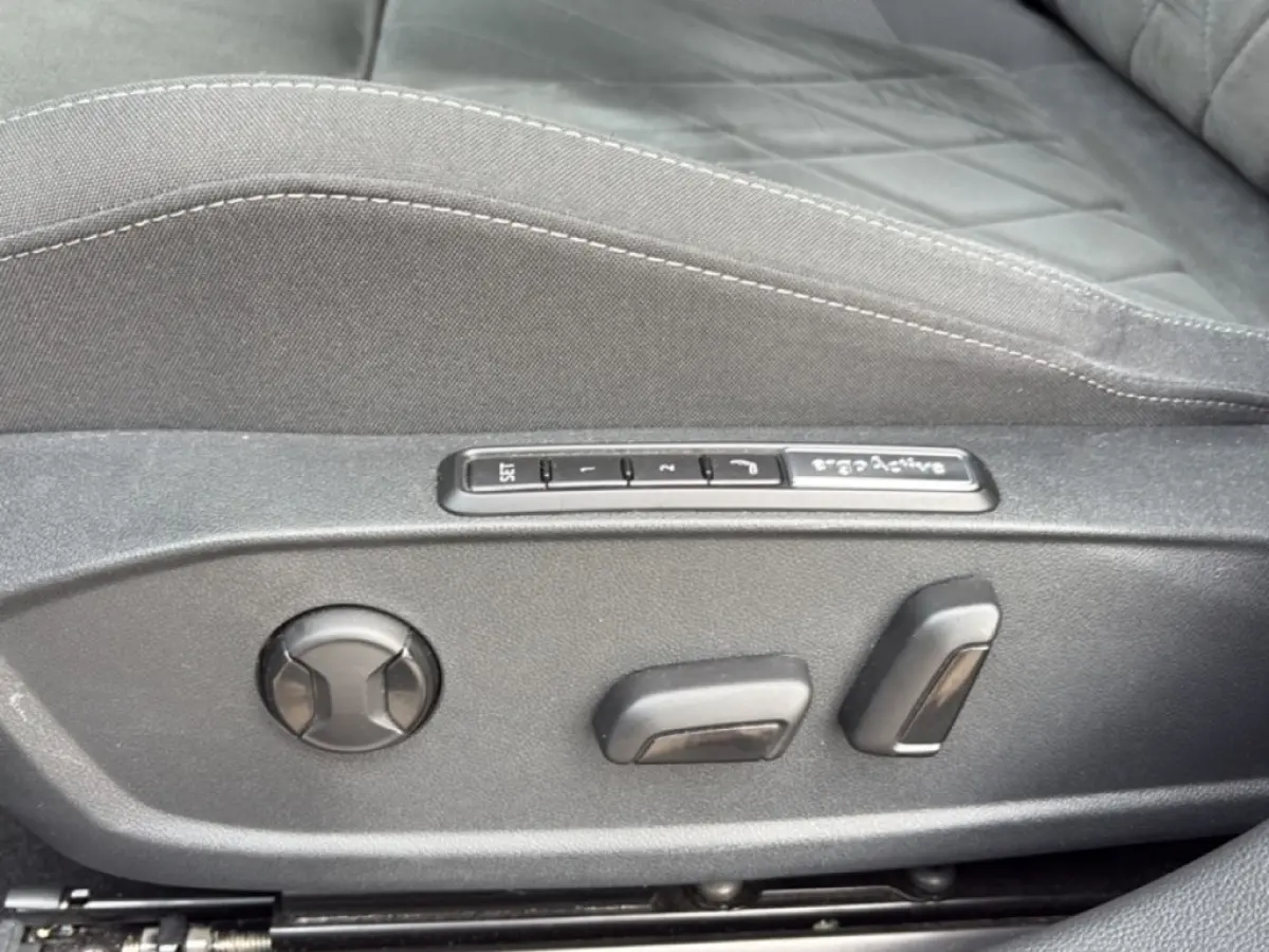 1.5 eTSI DSG STYLE TREKHAAK/ACC/LED/MEM/STOEL+STUURVERW/CARPLAY