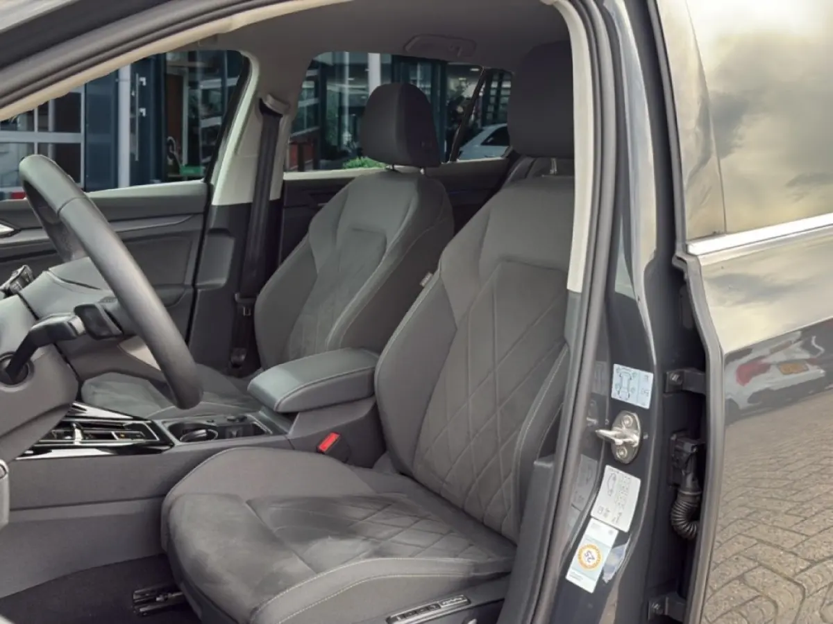 1.5 eTSI DSG STYLE TREKHAAK/ACC/LED/MEM/STOEL+STUURVERW/CARPLAY