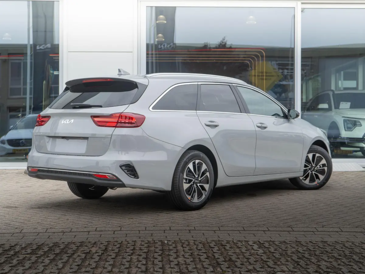 1.0 T-GDi MHEV Design Edition | Dode Hoek | Stoel & stuur-verwarming | JBL | PDC voor & achter