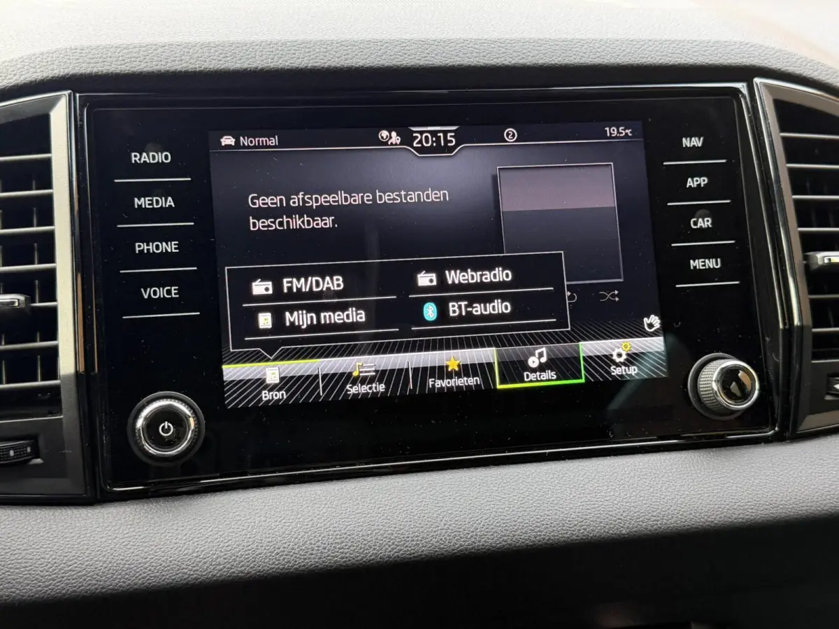 1.5 TSI ACT Sportline Business Automaat Panoramadak | Trekhaak uitklapbaar | Adaptieve cruise control | Stoelverwarming | Climate control | LED verlichting | Canton audio | Apple CarPlay/And