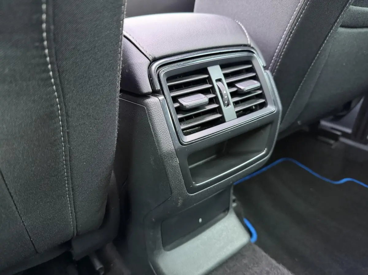 1.5 TSI ACT Sportline Business Automaat Panoramadak | Trekhaak uitklapbaar | Adaptieve cruise control | Stoelverwarming | Climate control | LED verlichting | Canton audio | Apple CarPlay/And