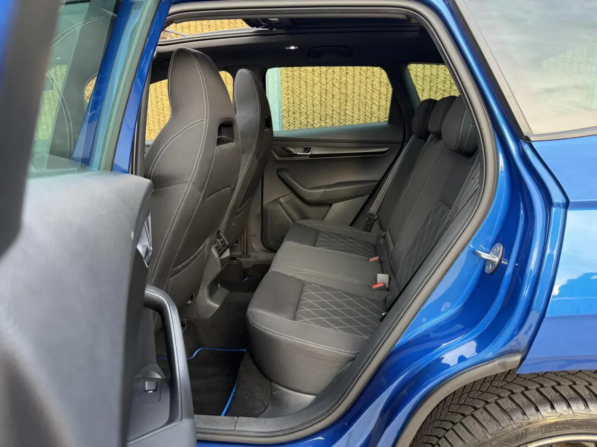 1.5 TSI ACT Sportline Business Automaat Panoramadak | Trekhaak uitklapbaar | Adaptieve cruise control | Stoelverwarming | Climate control | LED verlichting | Canton audio | Apple CarPlay/And
