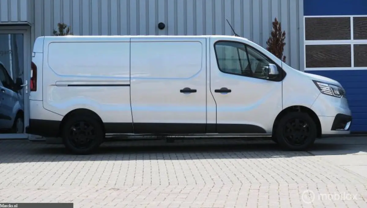 bestel 2.0 dCi 130 T30 L2H1 Work Edition
