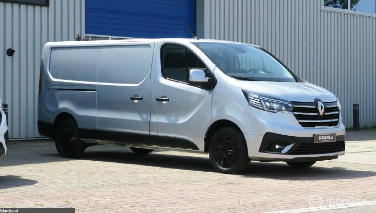 bestel 2.0 dCi 130 T30 L2H1 Work Edition