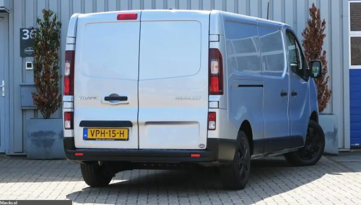 bestel 2.0 dCi 130 T30 L2H1 Work Edition