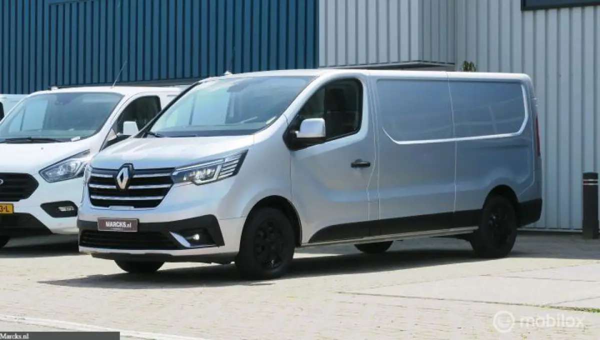 bestel 2.0 dCi 130 T30 L2H1 Work Edition