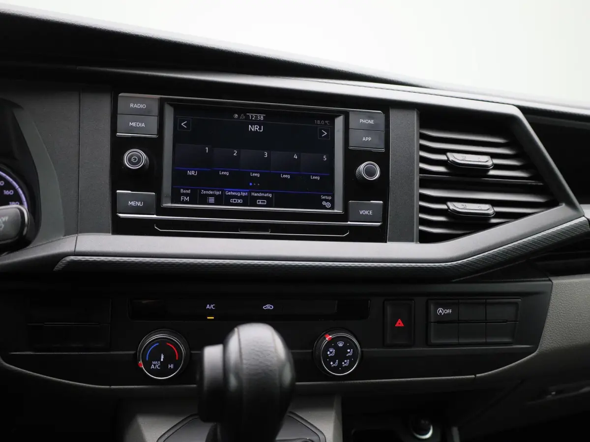 2.0 TDI L1H1 150PK | Automaat | Airco | DAB+ | Achteruitrijcamera | App-Connect | Cruise Control | Parkeersensoren Achter | Multifunctioneel Stuurwiel |