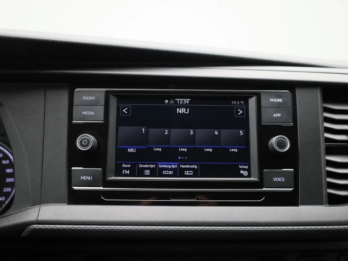 2.0 TDI L1H1 150PK | Automaat | Airco | DAB+ | Achteruitrijcamera | App-Connect | Cruise Control | Parkeersensoren Achter | Multifunctioneel Stuurwiel |