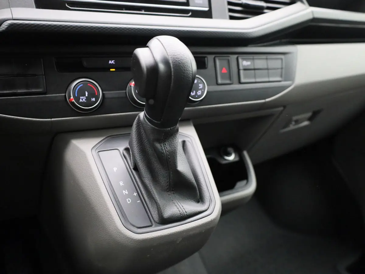 2.0 TDI L1H1 150PK | Automaat | Airco | DAB+ | Achteruitrijcamera | App-Connect | Cruise Control | Parkeersensoren Achter | Multifunctioneel Stuurwiel |
