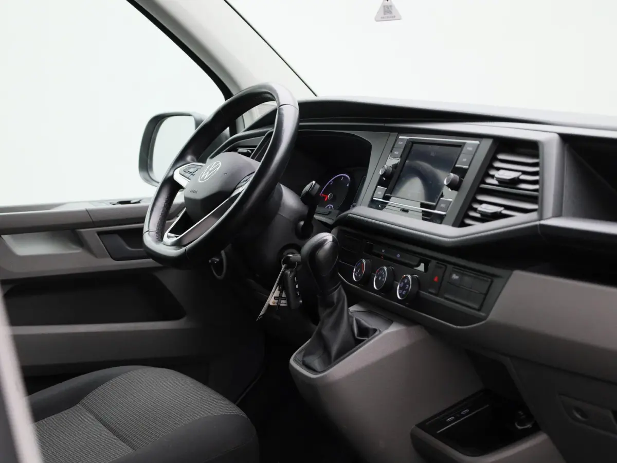 2.0 TDI L1H1 150PK | Automaat | Airco | DAB+ | Achteruitrijcamera | App-Connect | Cruise Control | Parkeersensoren Achter | Multifunctioneel Stuurwiel |