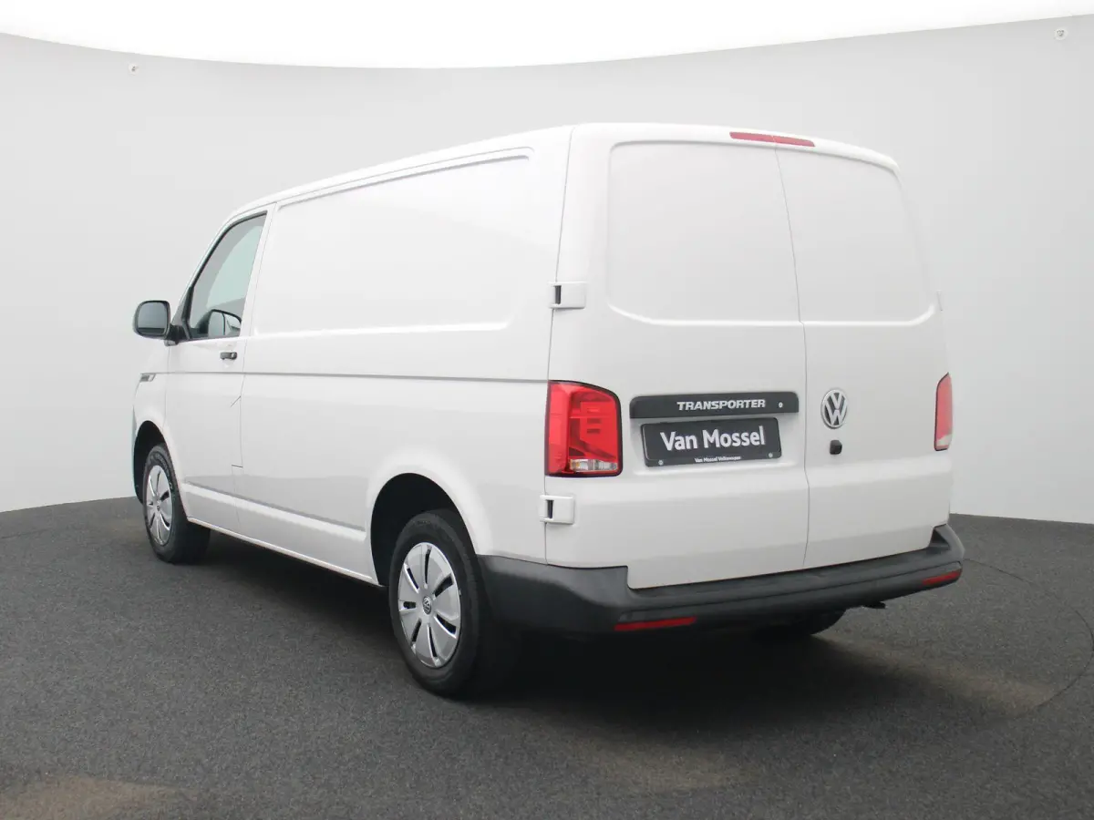 2.0 TDI L1H1 150PK | Automaat | Airco | DAB+ | Achteruitrijcamera | App-Connect | Cruise Control | Parkeersensoren Achter | Multifunctioneel Stuurwiel |