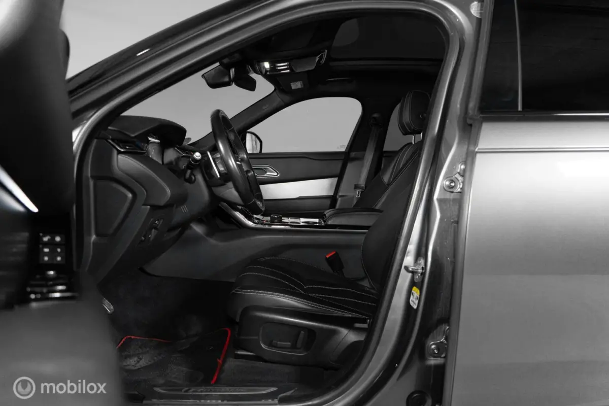 2.0 P250 Turbo AWD R-Dynamic SE